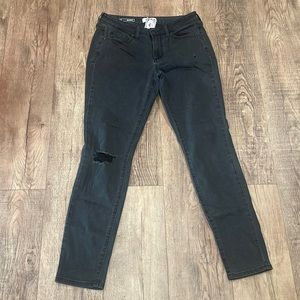 SONOMA | blk fade/grey mid rise destructed skinny jeans